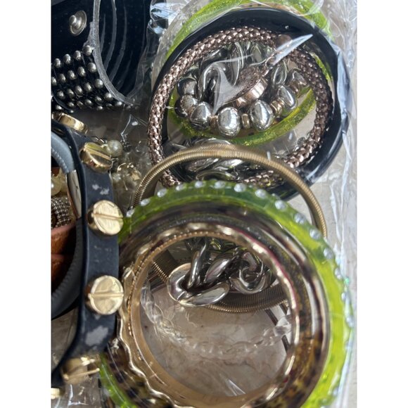 Mixed Jewelry Lot 14 Oz Assorted Bracelets & Necklaces With Beads Chains Leather - Picture 10 of 11